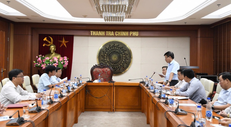 Announcing the inspection results at the Ministry of Natural Resources and Environment, the Ministry of Transport and Dong Nai province. Photo: Government Inspectorate