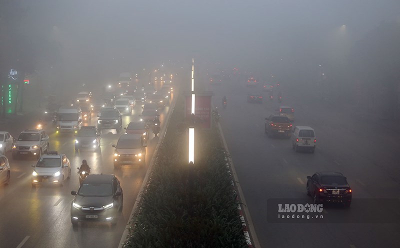 Hanoi's air pollution is at a bad level, affecting health. Photo: Phuong Anh