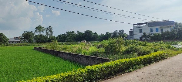 How to calculate the fee when converting land use purpose to residential land. Photo: Phan Anh