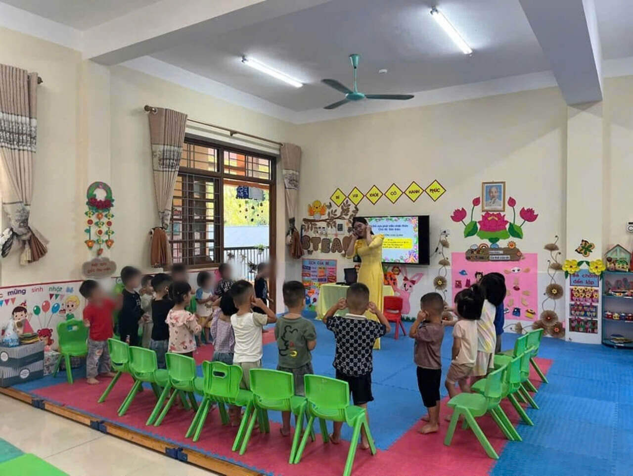 Lang Son decided to exempt tuition fees for students affected by storm No. 3. Photo: Tan Thanh Kindergarten