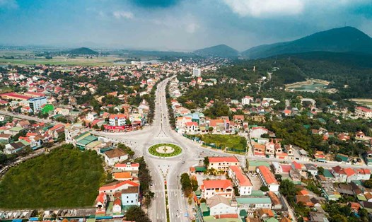 Thị xã Hồng Lĩnh chưa thực hiện sắp xếp giai đoạn 2023 - 2025 nên UBND tỉnh Hà Tĩnh vừa giải trình với Bộ Nội vụ. Ảnh: Lĩnh Hồng.