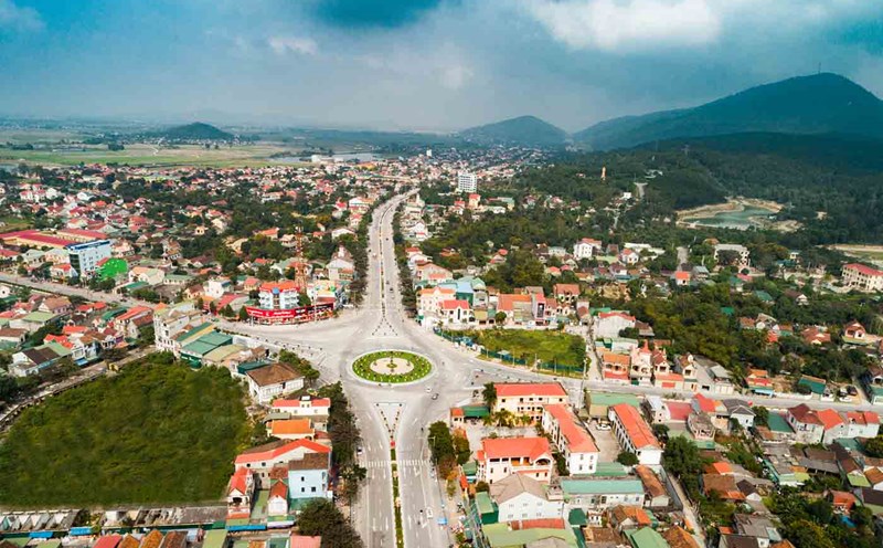 Hong Linh town has not yet implemented the 2023 - 2025 phase arrangement, so the People's Committee of Ha Tinh province has just explained to the Ministry of Home Affairs. Photo: Linh Hong.