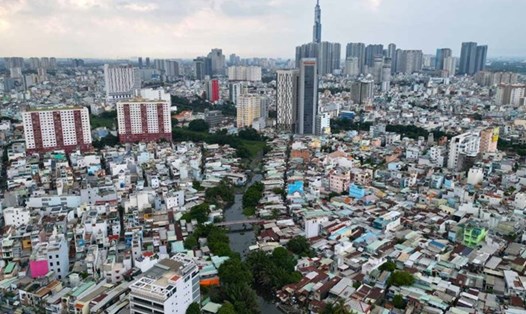 TPHCM sẽ thu hồi đất 2.260 hộ dân cải tạo rạch Xuyên Tâm. Ảnh: Anh Tú