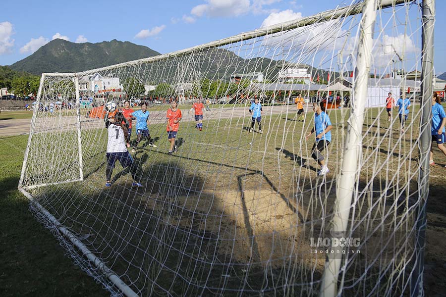 Duoc to chuc lan thu nhat vao nam 2022, giai bong da nu huyen Tua Chua da nhanh chong tro thanh mot hoat dong the thao thuong nien, gop phan vao doi song van hoa the thao cua dia phuong.