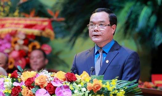 Chủ tịch Tổng Liên đoàn Lao động Việt Nam Nguyễn Đình Khang báo cáo tại Đại hội Mặt trận Tổ quốc Việt Nam. Ảnh: Hải Nguyễn