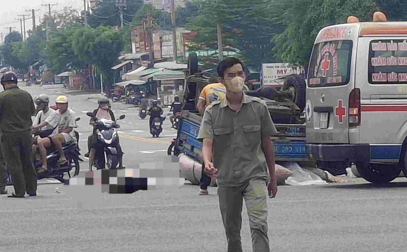 The scene of the accident that left one person dead. Photo: Dinh Trong