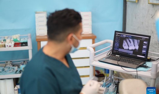 Dịch vụ nha khoa ở Việt Nam được ưa chuộng vì giá thành rẻ, kĩ thuật tốt. Ảnh minh họa: Xinhua