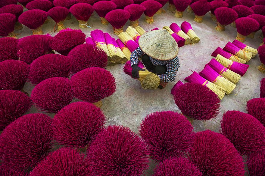 Hinh anh nguoi phu nu non la lam huong luon hap dan du khach.