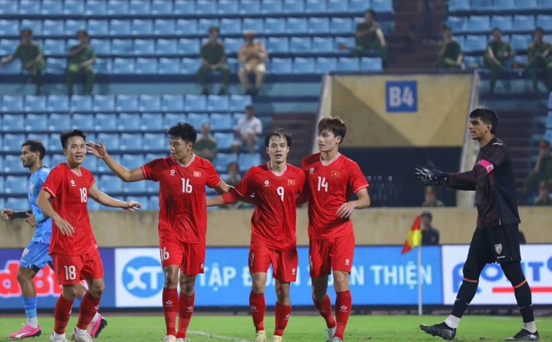 The Vietnamese team still has many things to improve in a short time. Photo: Minh Dan