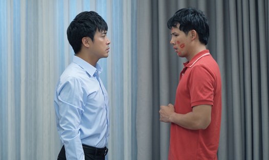 Tình tiết trong phim Mùa sậy trổ bông. Ảnh: Nhà sản xuất.