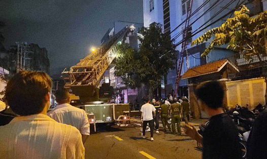 Vụ cháy xảy ra tại một căn hộ trên đường Lâm Hoành (quận Sơn Trà, TP Đà Nẵng). Ảnh: Mai Hương