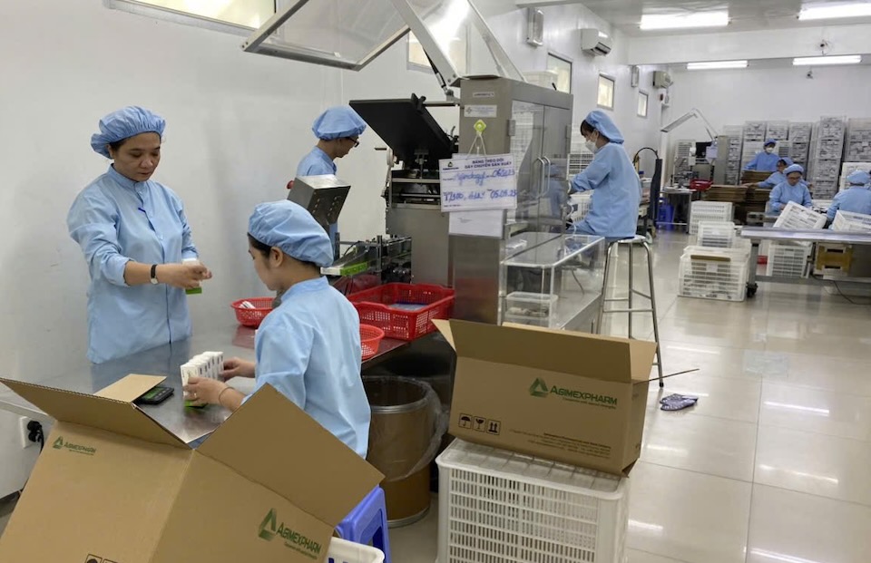 The Trade Union coordinates with the company's Board of Directors to have many policies and regimes to care for female workers. Photo: Cam Tu