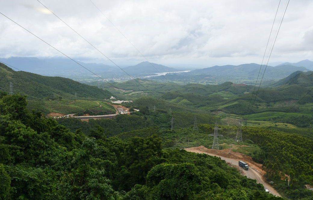 Package XL01 connects the Central Highlands, seen from the top of An Khe Pass. Photo: Xuan Nhan.