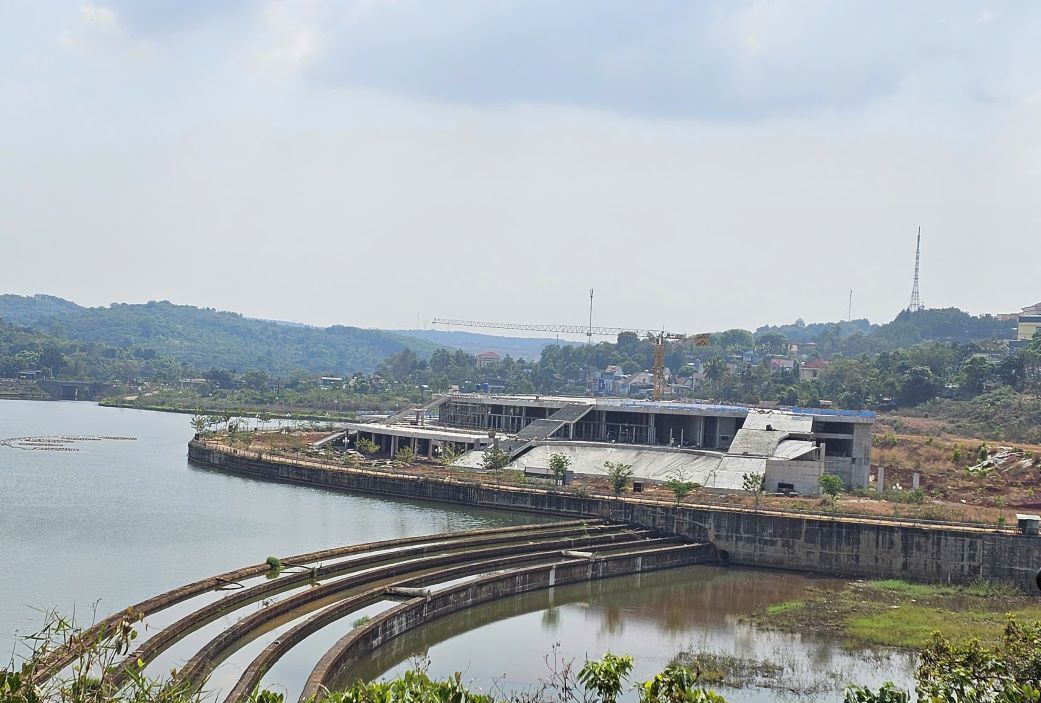 Dak Nong Provincial People's Committee directed departments, branches and localities to promote disbursement of public investment capital. Photo: Bao Lam