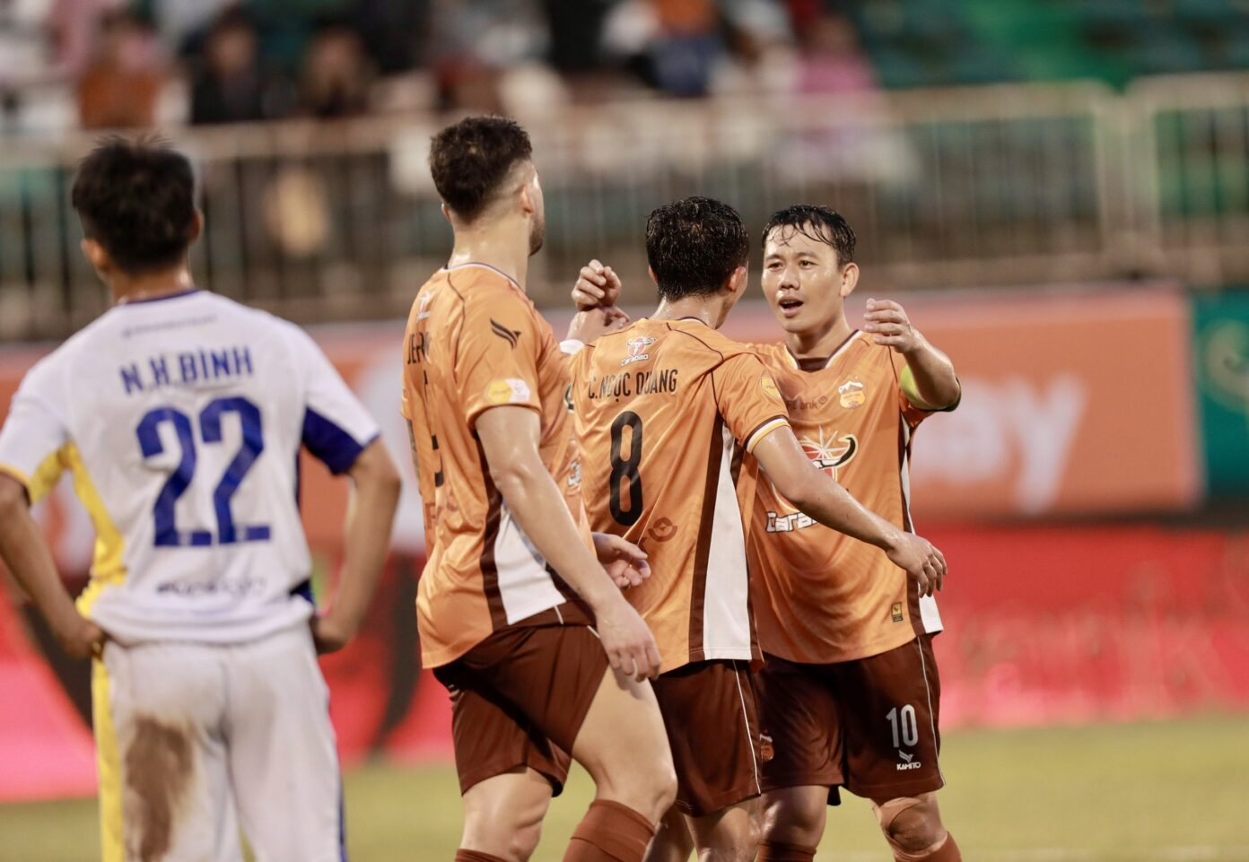 Hoang Anh Gia Lai aims for a favorable result in round 4 when meeting bottom team Da Nang. Photo: VPF