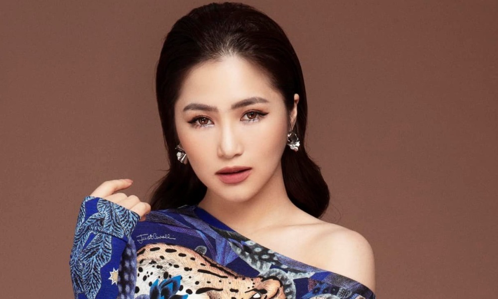 Singer Huong Tram. Photo: NSCC.