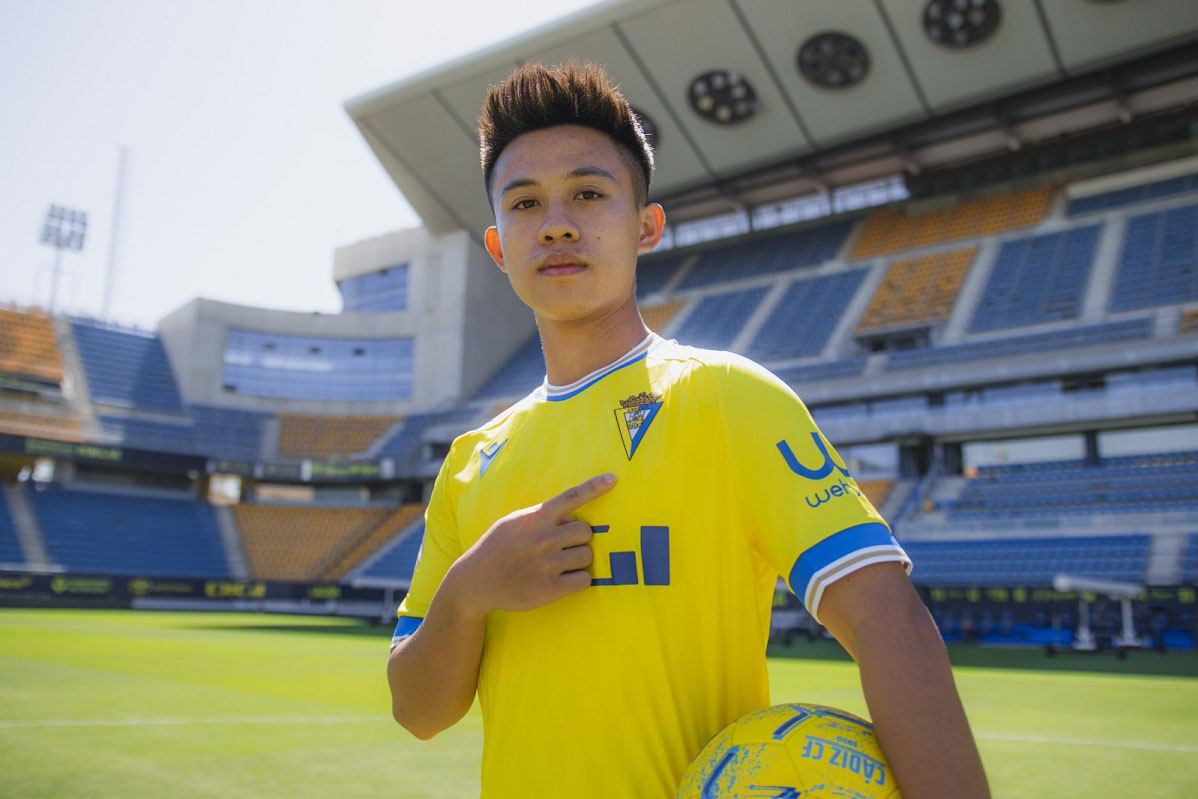 Young player Vinh Nguyen once experienced 6 weeks of training at Cadiz club (Spain). Photo: Cadiz
