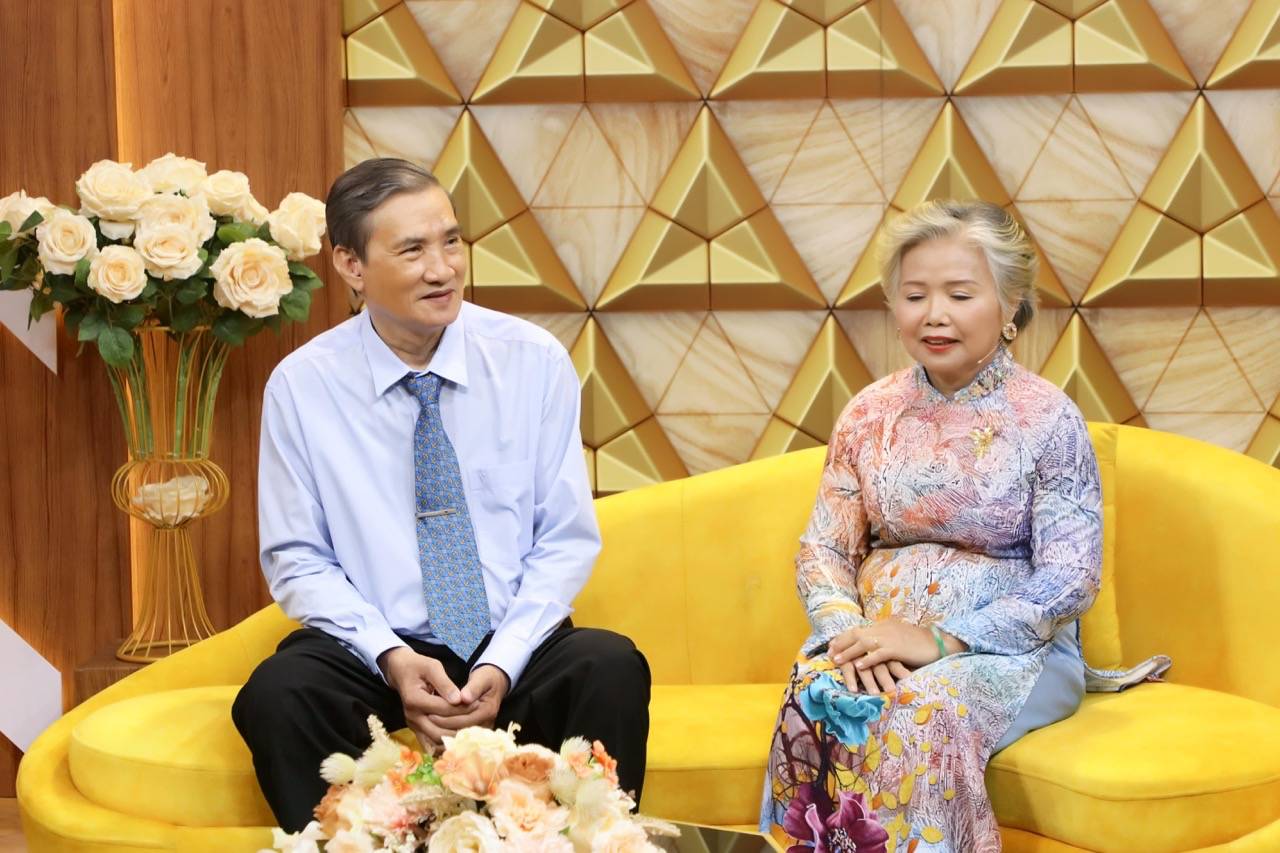 Cặp vợ chồng U70 tại "Thuận vợ thuận chồng". Ảnh: NSX