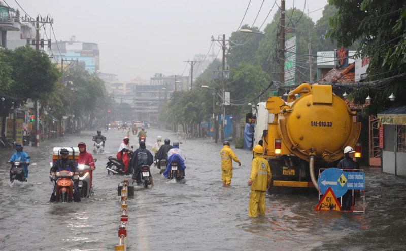 Widespread rain continues to occur in the South. Photo: Anh Tu