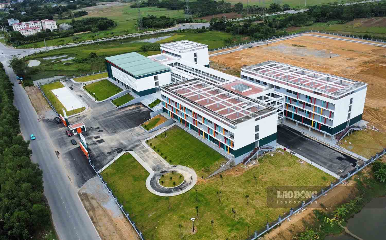 The new Tuyen Quang Specialized School will be completed and welcome students on November 20, 2024. Photo: Nguyen Tung.