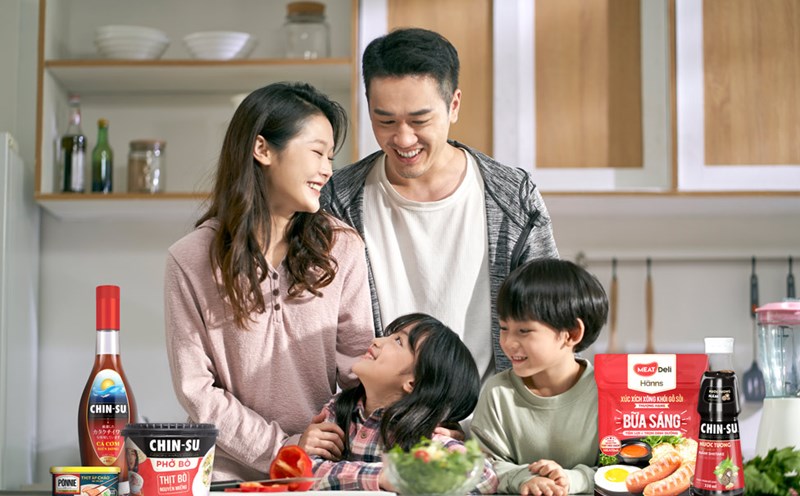 Chin-su products are familiar with family meals. Photo: Masan Group