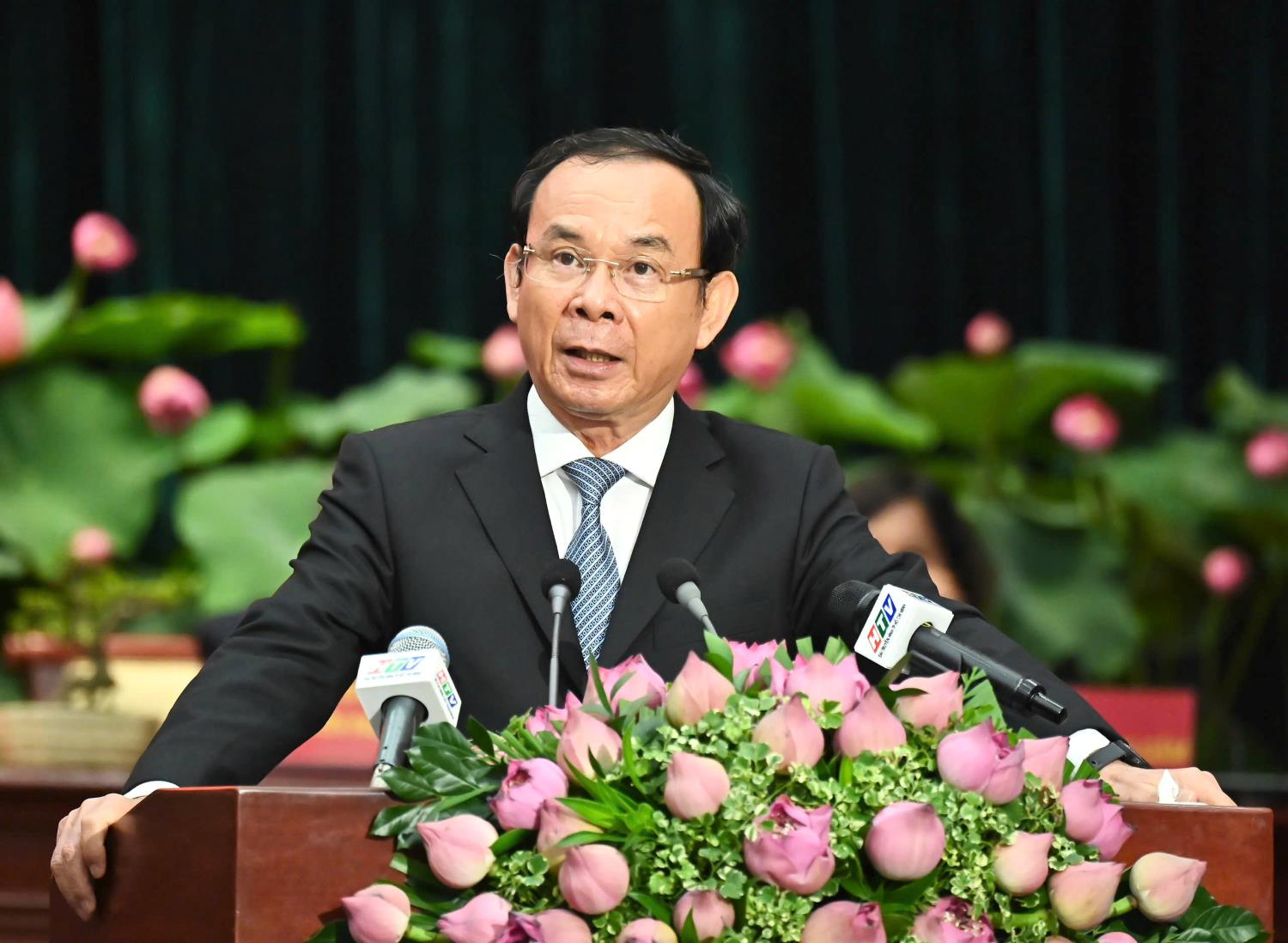 Secretary of the Ho Chi Minh City Party Committee Nguyen Van Nen speaks at the Congress. Photo: VIET DUNG