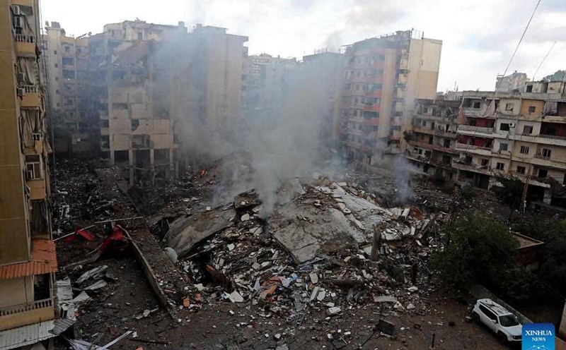 Ngoại ô Beirut, Lebanon tan hoang sau các cuộc không kích của Israel ngày 1.10.2024. Ảnh: Xinhua