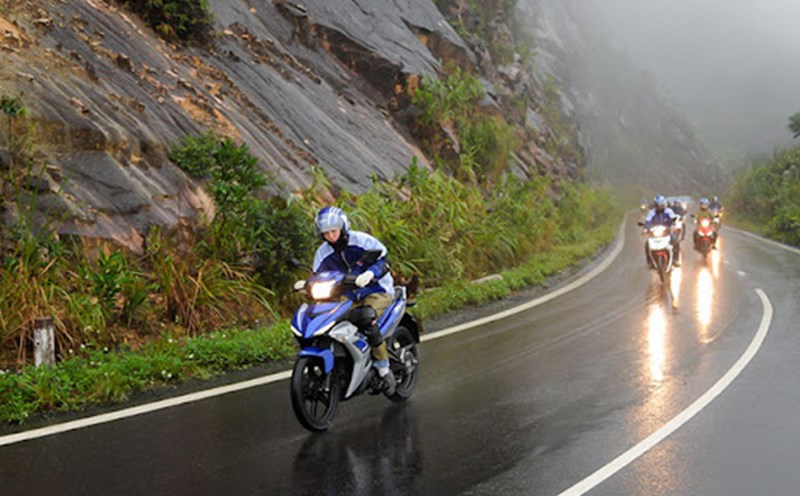 Class A1 driver's license benefits are still guaranteed after 2025. Photo: Khanh Hoa