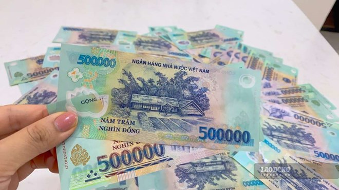 BIDV's savings interest rate is fluctuating between 0.1 - 5.1%/year. Photo: Tra My