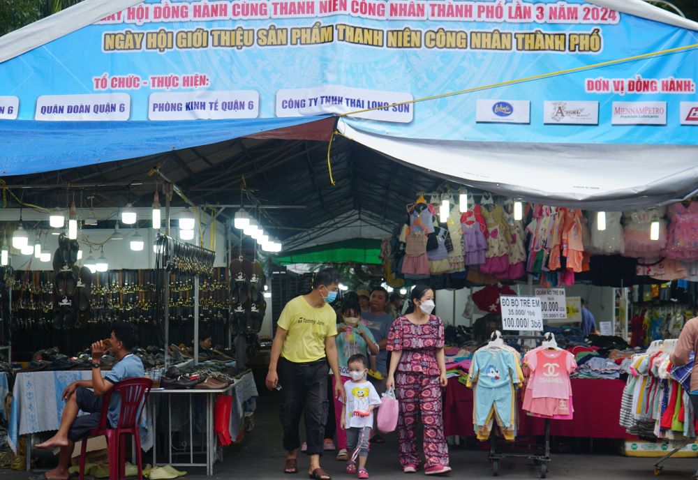 The 3rd Festival of Accompanying Young Workers of the City in 2024 took place in District 6. Photo: Thanh Thanh