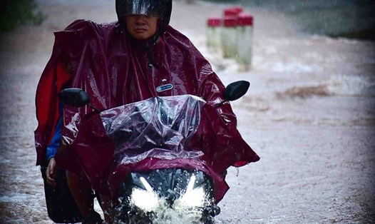 Mưa lớn ở địa bàn Thừa Thiên Huế. Ảnh: Phúc Đạt.