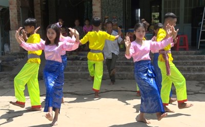 Ethnic minorities have contributed to poverty reduction, new rural construction, infrastructure development, and ethnic policy implementation. Photo: Xuan Nhi