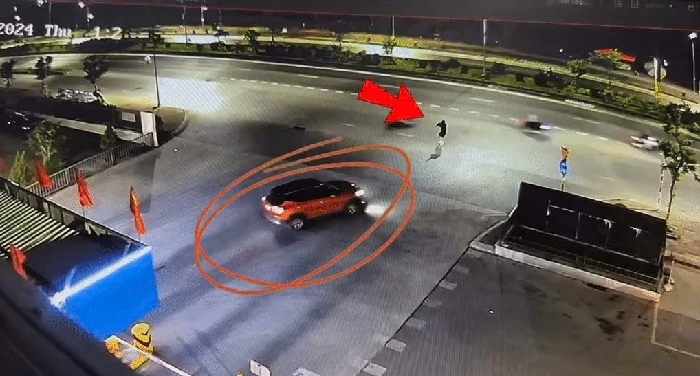 Hiện trường vụ nổ súng tại bến xe Vĩnh Niệm, Hải Phòng. Ảnh: Tuấn Anh