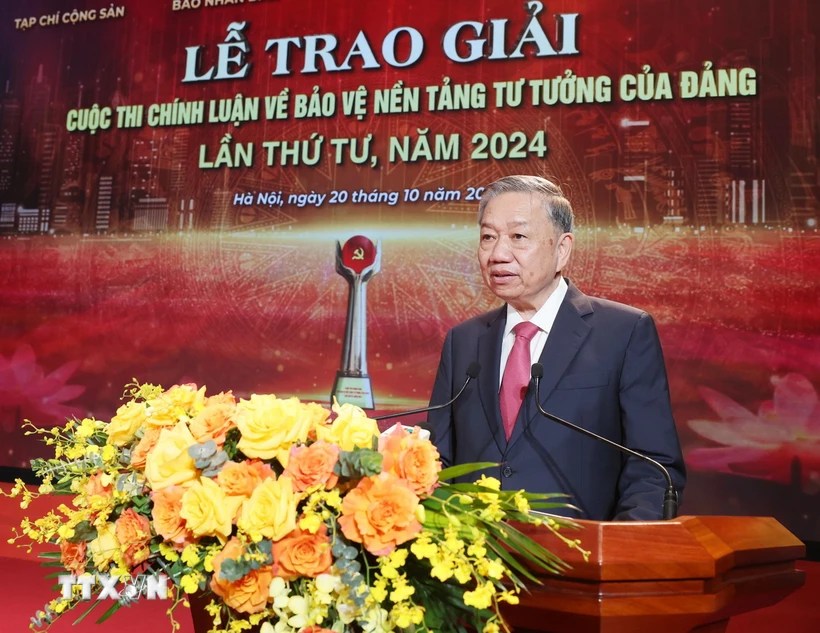 General Secretary and President To Lam delivered a speech at the award ceremony of the 4th Political Essay Contest on Protecting the Party's Ideological Foundation in 2024. Photo: VNA