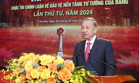 Tổng Bí thư, Chủ tịch nước Tô Lâm phát biểu chỉ đạo tại Lễ trao giải Cuộc thi chính luận về Bảo vệ nền tảng tư tưởng của Đảng lần thứ tư, năm 2024. Ảnh: TTXVN
