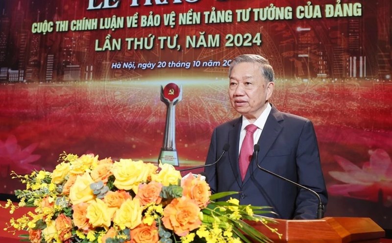 General Secretary and President To Lam delivered a speech at the award ceremony of the 4th Political Essay Contest on Protecting the Party's Ideological Foundation in 2024. Photo: VNA