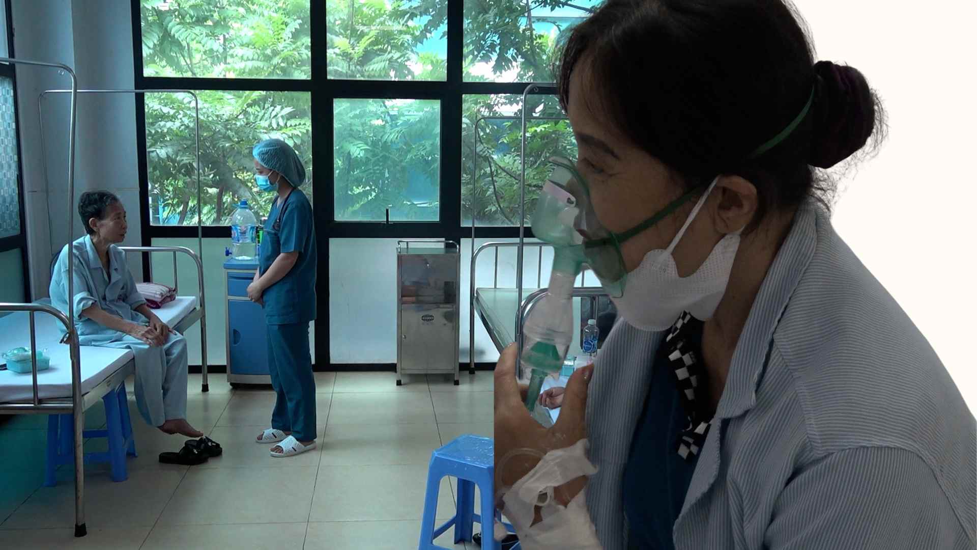 Virus strain mutation, patients at risk of influenza superinfection