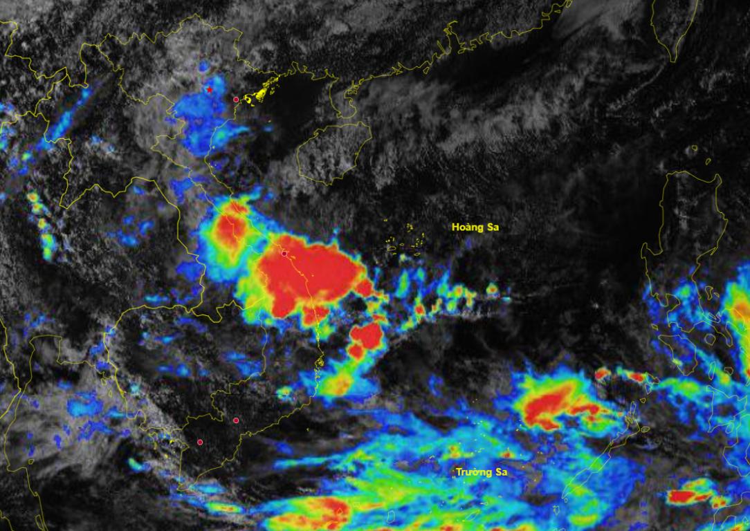 Satellite cloud image at 2:10 p.m. on October 21, forecasting the possibility of an upcoming storm in the East Sea. Source: National Hydrometeorological Network Center