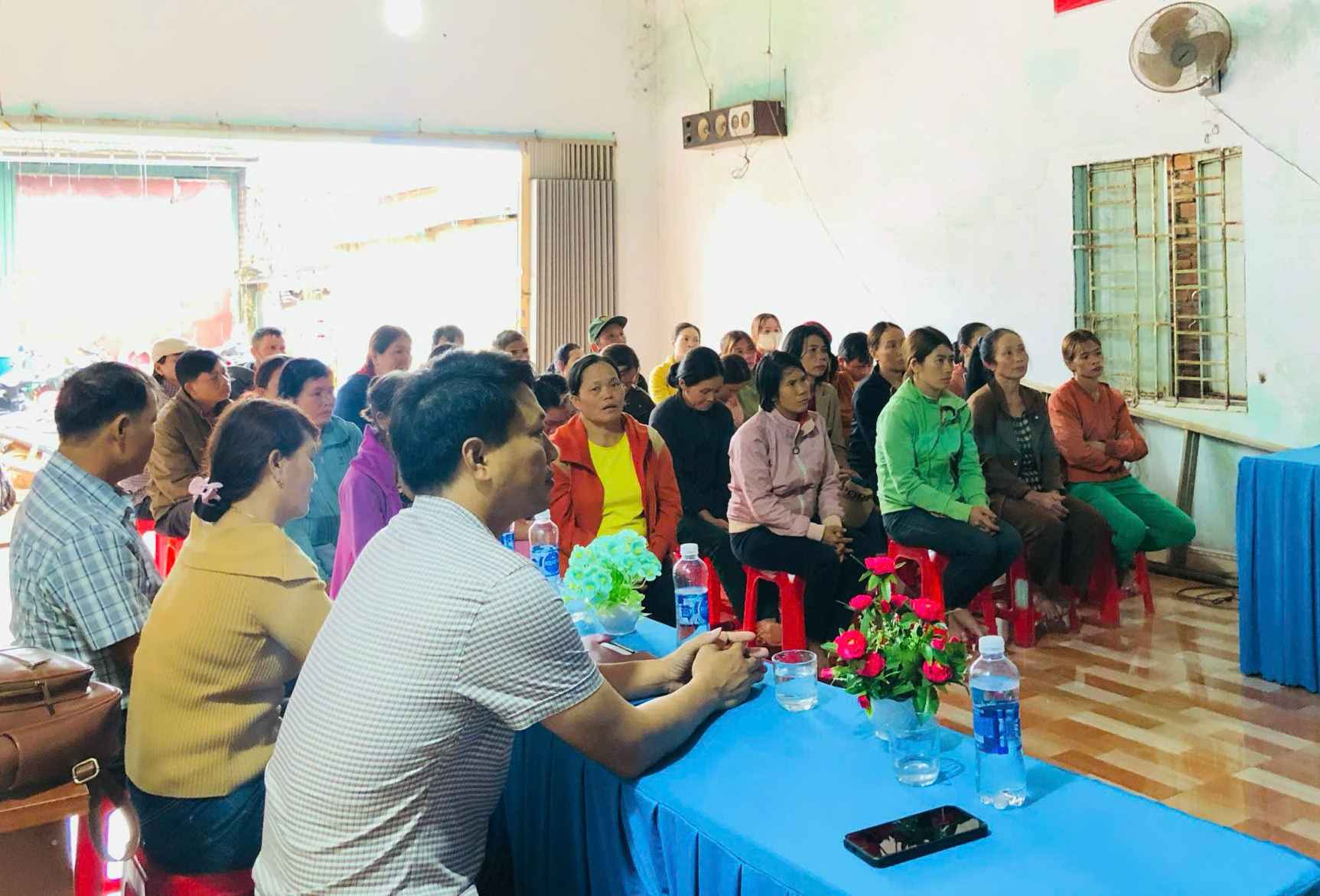 Many people in Dak Song district participate in vocational training. Photo: Bao Lam