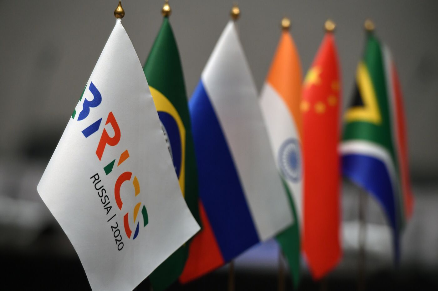 BRICS dang chiem toi 20% du tru vang toan cau. Anh: BRICS Nga 