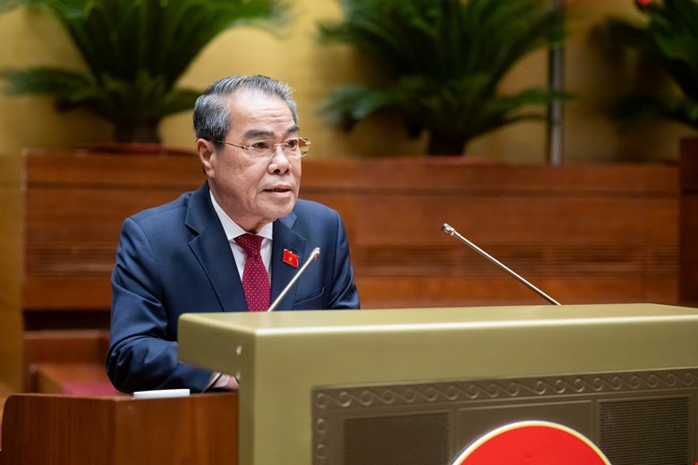 Head of the People's Petition Duong Thanh Binh proposed that the Ministry of Education and Training quickly research and develop a proposal for the Government to issue regulations on the regime for preschool teachers who have left work without receiving benefits. Photo: Quochoi.vn