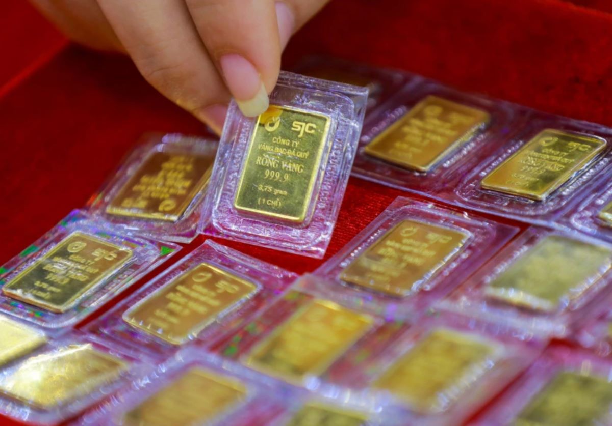 Gold prices continuously set new peaks. Photo: VNA