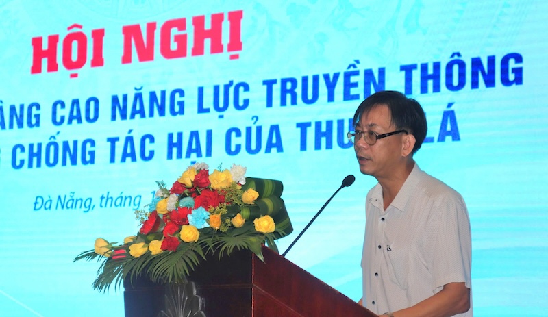 Ong Ho Hong Hai, Pho Vu truong Vu Phap che, Bo Thong tin va Truyen thong phat bieu tai hoi nghi. Anh: Nguyen Linh