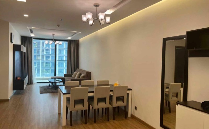 A luxury apartment in Ba Dinh district (Hanoi) is for sale for 17 billion VND. Photo: Thu Giang