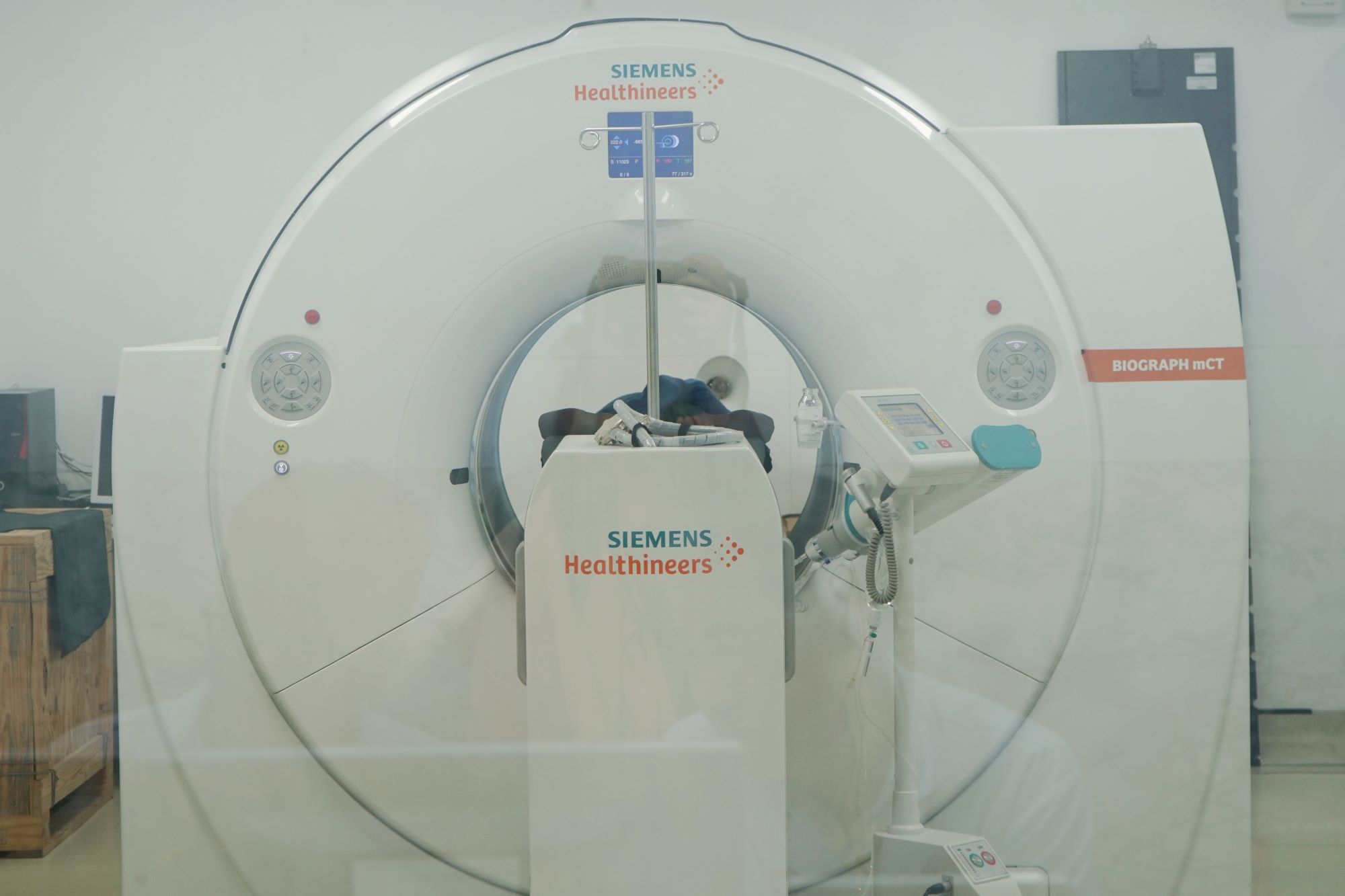 Patients have PET/CT scans for diagnosis and monitoring of cancer treatment at Cho Ray Hospital. Photo: Thanh Chan