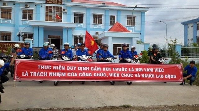 Trung tam y te huyen Ngoc Hien, Ca Mau du kien thieu hut tien chi tra luong cho nguoi lao dong. Anh: Nhat Ho