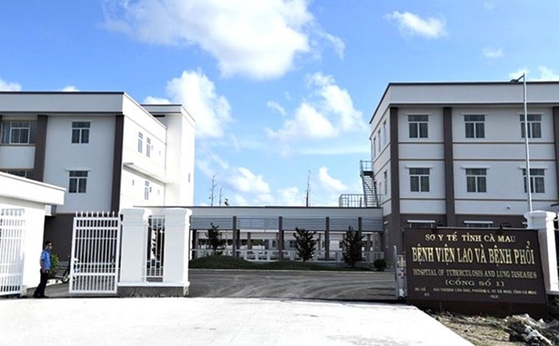 Many hospitals are facing a lack of patients and are at risk of running out of funds. Photo: Nhat Ho