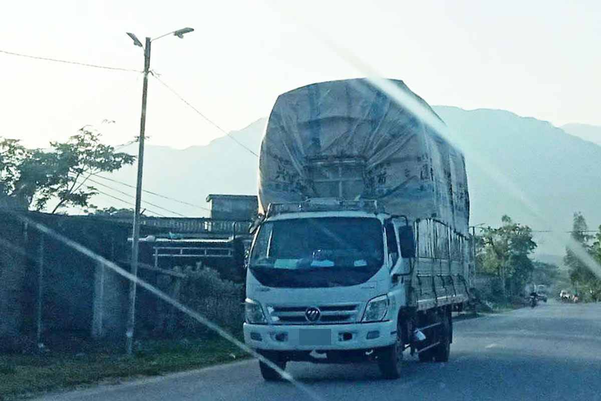 Trucks carrying goods to Bac Phong Sinh border gate (Quang Ninh) will resume traffic from October 19, 2024. Photo: Dieu Hoang