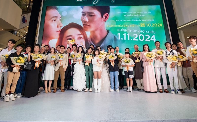 The crew of "Once upon a time there was a love story". Photo: Producer.