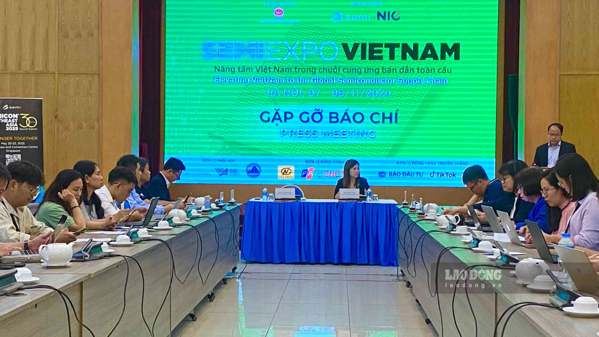 Scene of the press conference on the afternoon of October 23 about SemiExpo Vietnam 2024 Semiconductor Industry Exhibition. Photo: Tuyet Lan